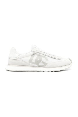 white-mesh-sneakers-with-suede-panels