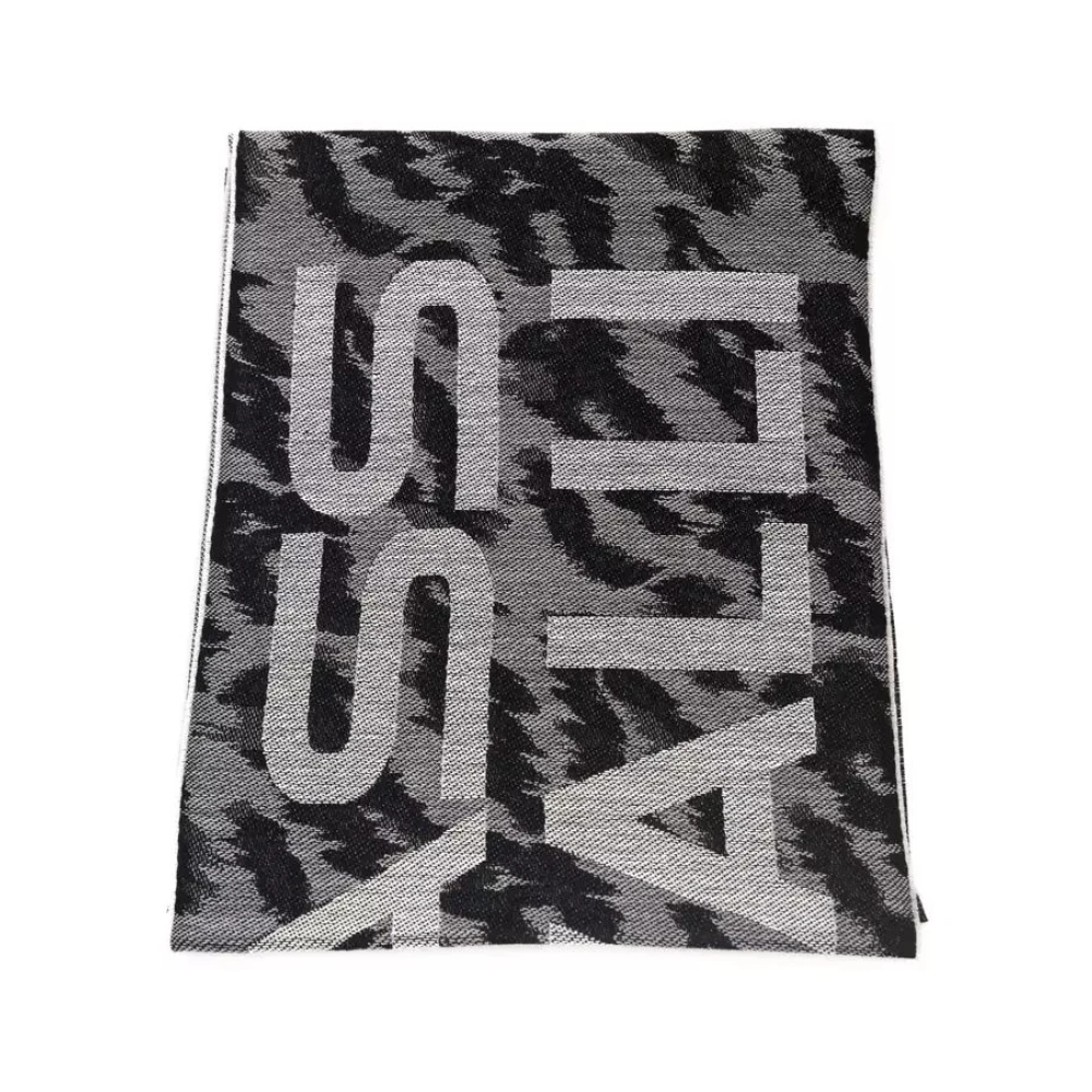 Accessories > Scarves > Winter Scarves - - Cavalli Class - Modalova