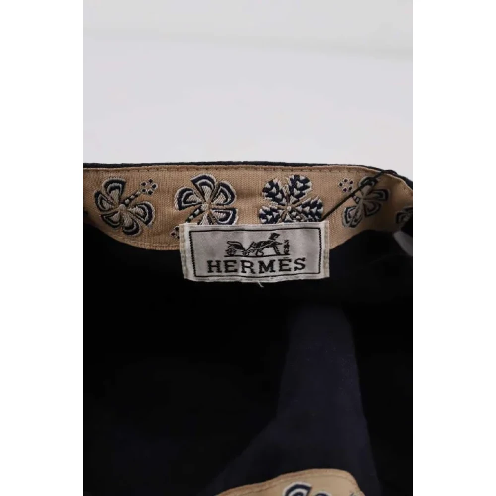 Hermès Vintage Pre-owned Cotton hats Gray Dames