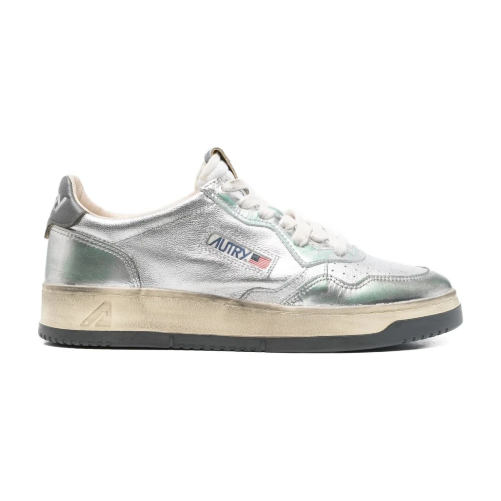 Autry Zilveren Sneakers voor Mannen Heren Schoenen Grijs