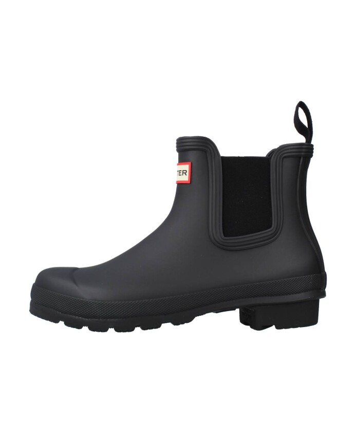 classic-chelsea-boots