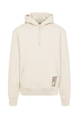 neutral-sweatshirt-style-ss25