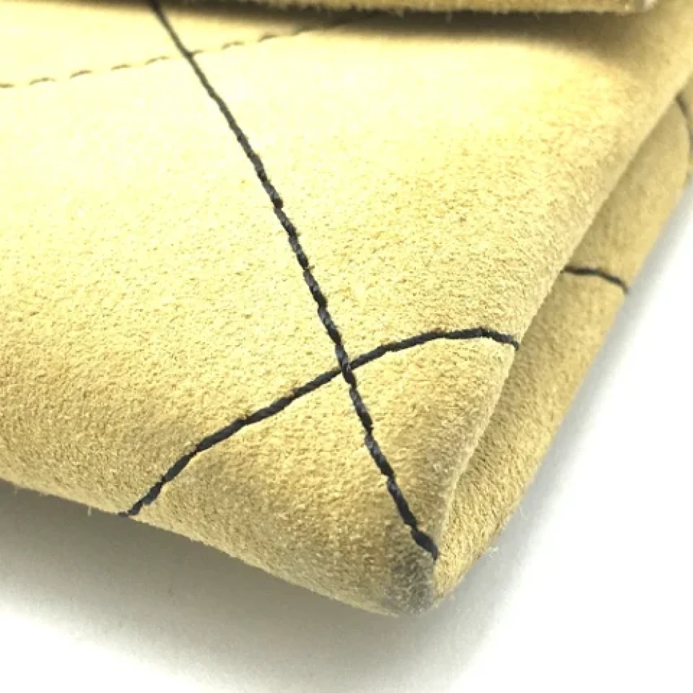Chanel Vintage Pre-owned Suede chanel-bags Beige Dames