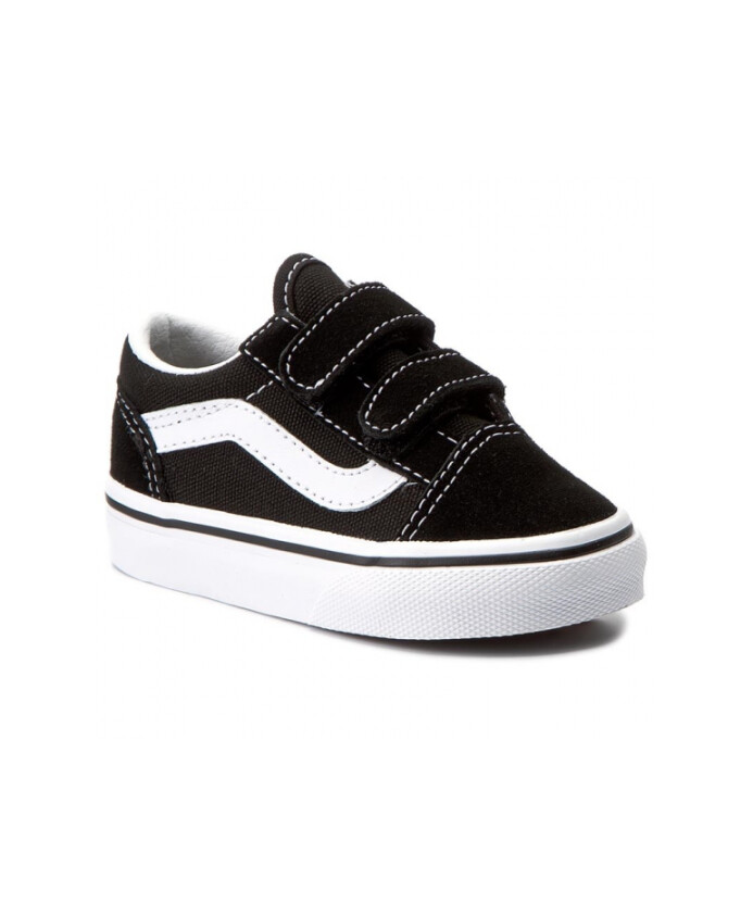 classic-black-white-skate-shoes