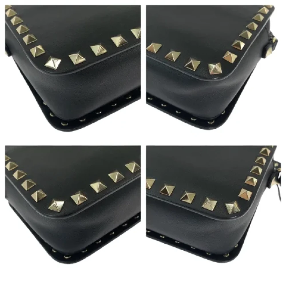 Valentino Vintage Pre-owned Leather shoulder-bags Black Dames
