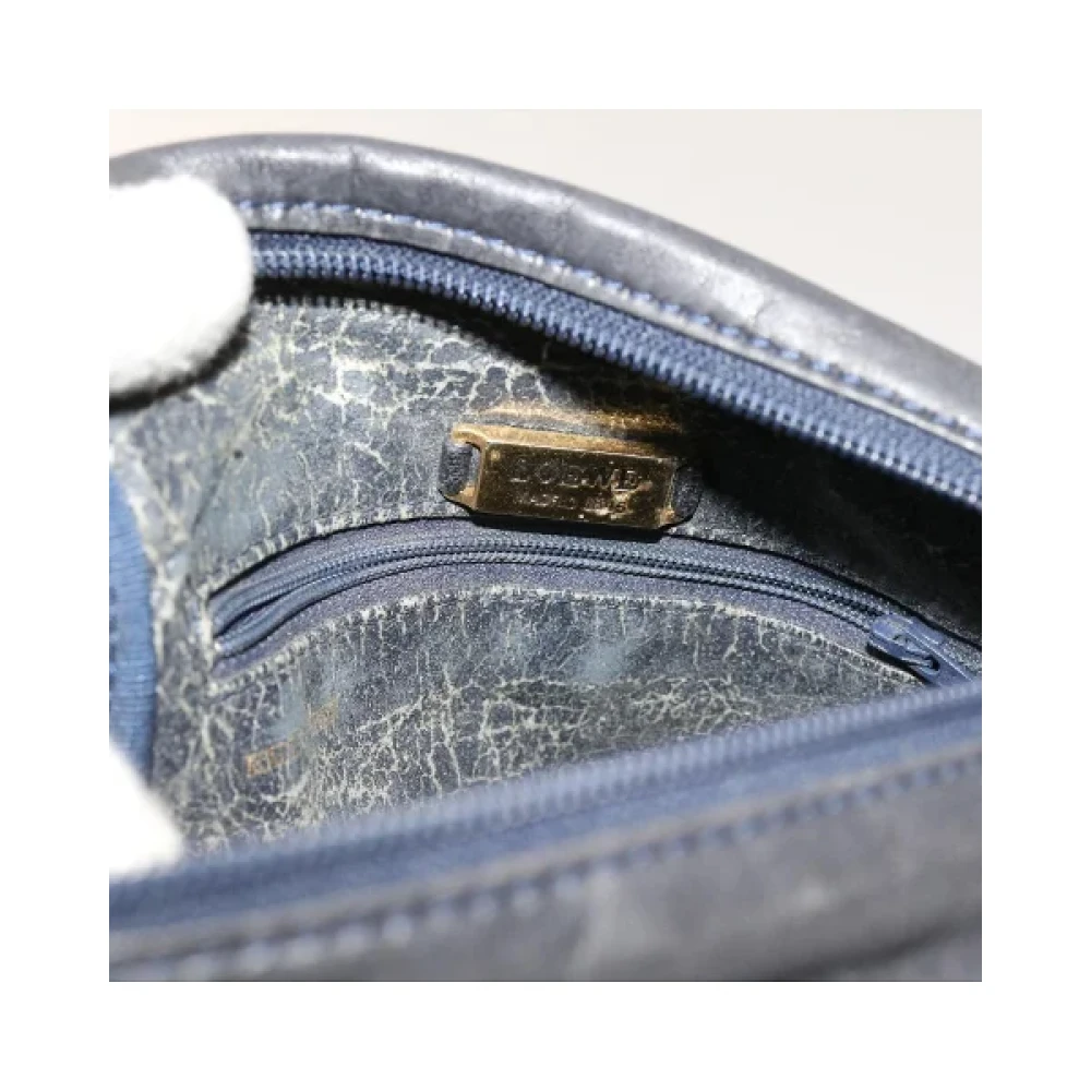 Loewe Pre-owned Leather shoulder-bags Blue Dames