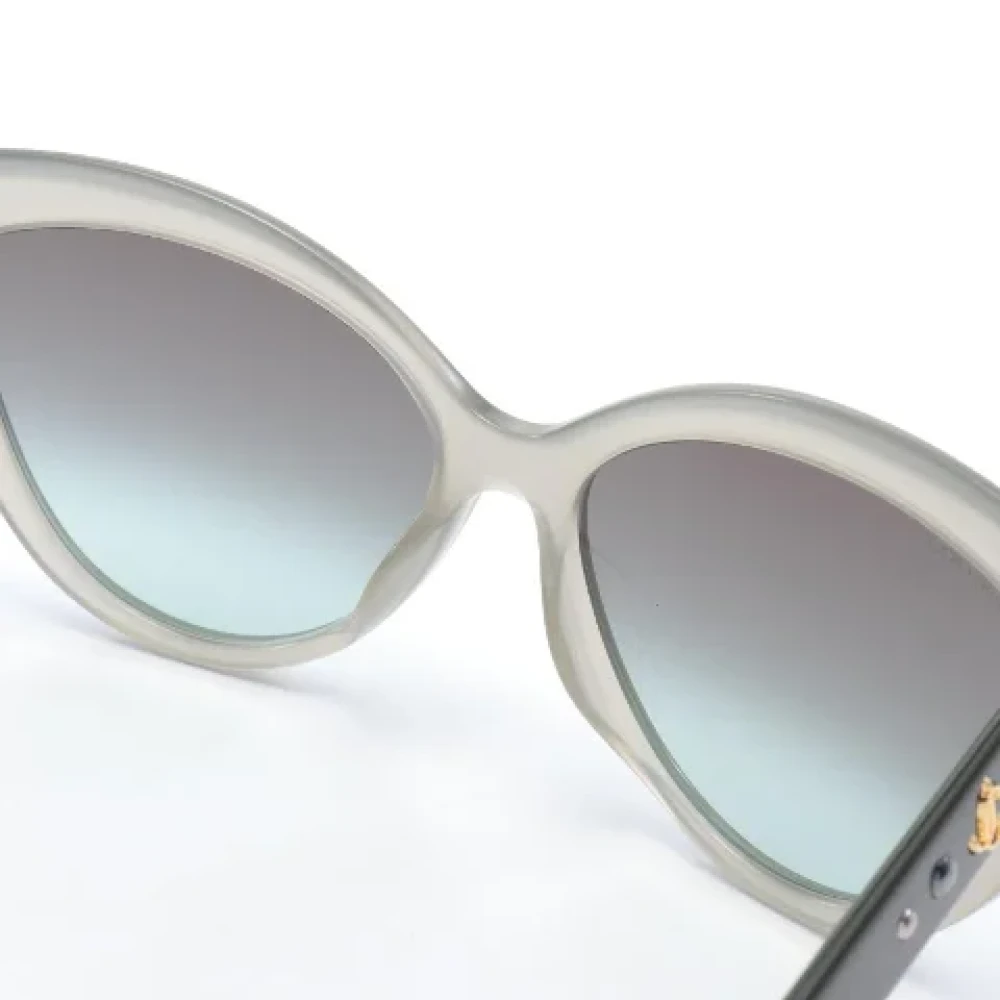 Jimmy Choo Pre-owned Plastic sunglasses Gray Dames