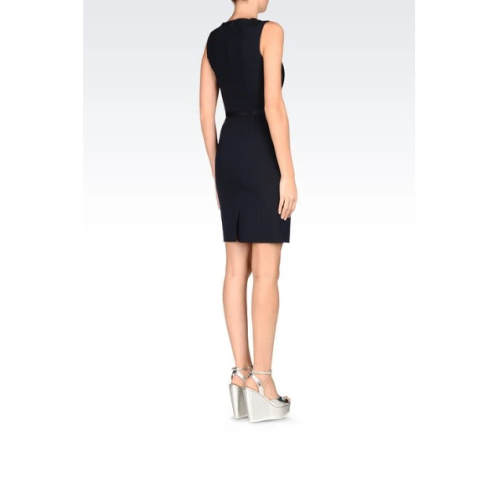 Emporio Armani Elegante Zwarte Jurk voor Vrouwen Blue Dames