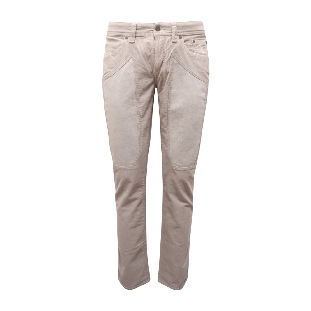 Shop fashion from Jeckerson online at Miinto