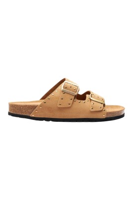 besatte-beige-ruskindssandaler
