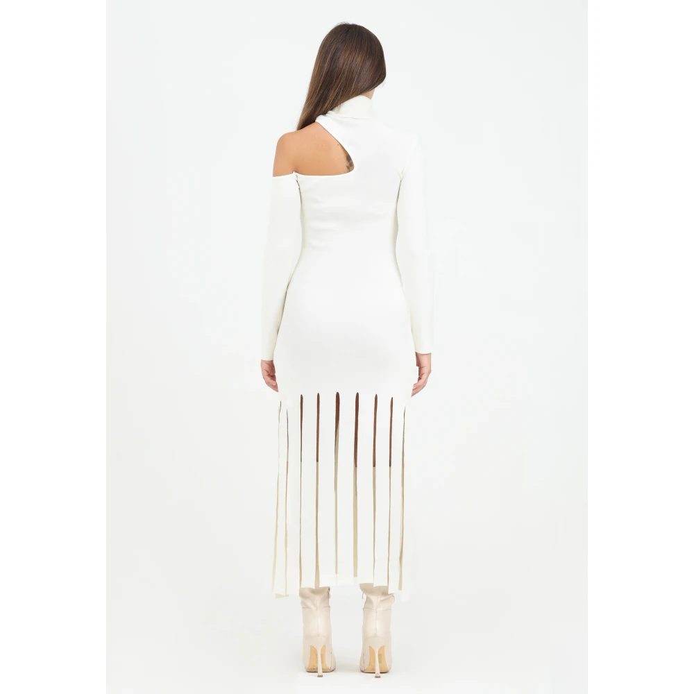 Akep Crème Gebreide Midi Jurk met Schouder Cut Out en Franje Detail Beige Dames