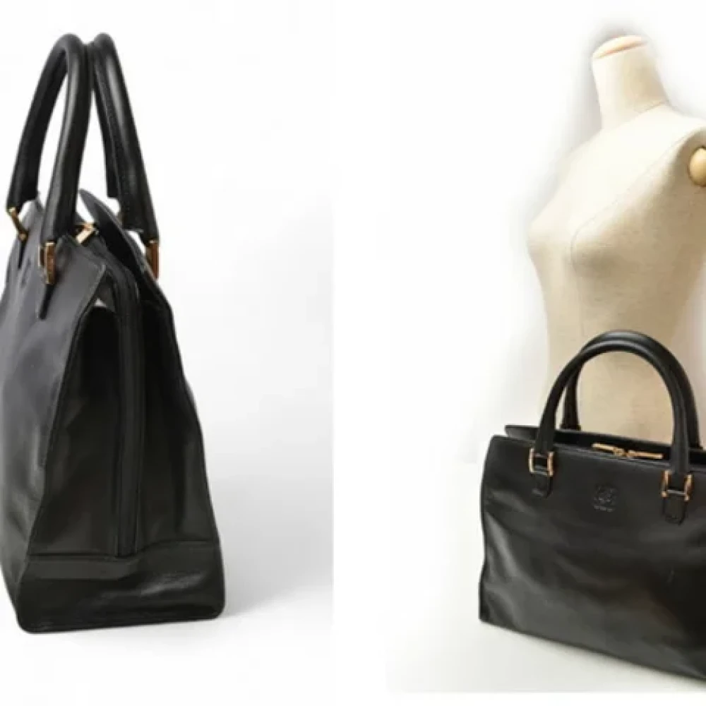 Loewe Pre-owned Leather handbags Black Dames