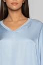 blouse-douce-a-col-en-v-avec-manches-trois-quarts