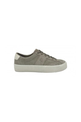 beige-suede-sneakers