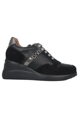 Svart Eva Dam Sneaker med Kilklack