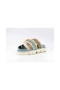 sandales-en-daim-avec-couture-au-crochet