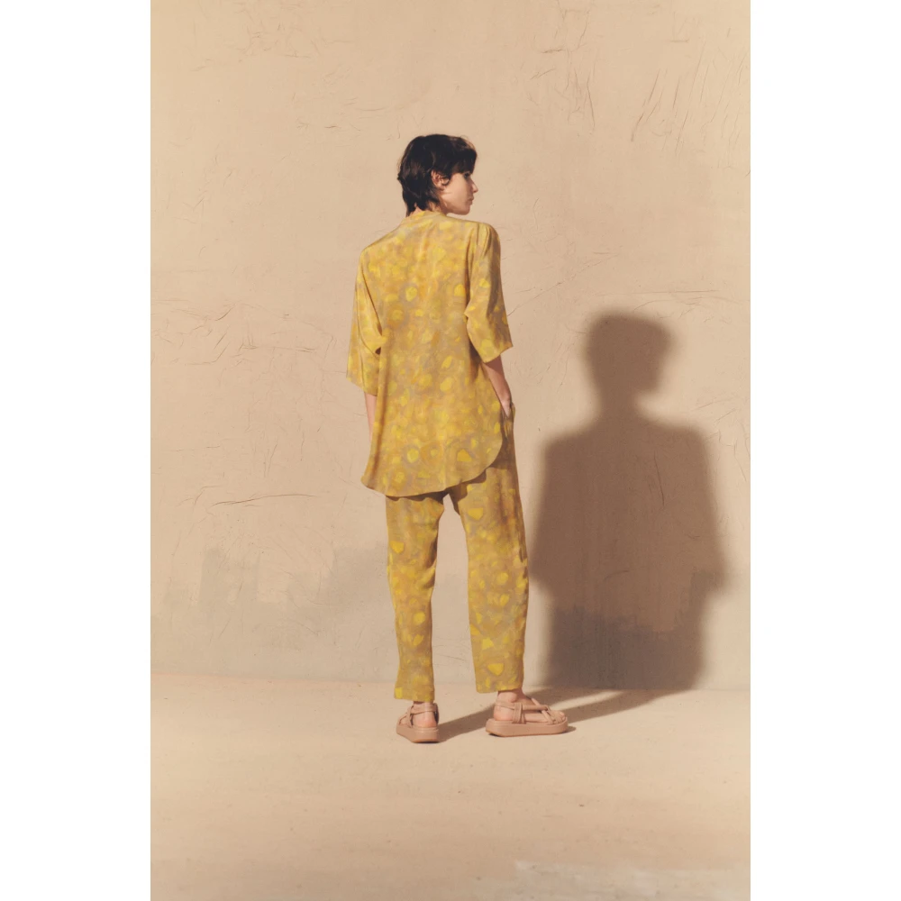 Cortana Lili zijden limoenprint broek Yellow Dames