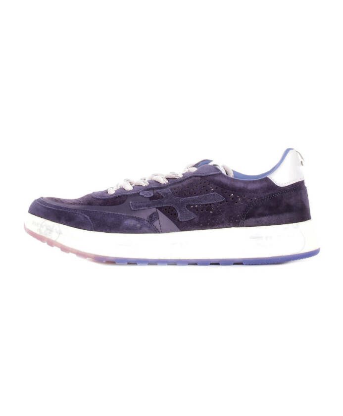 blue-sneakers-with-logo-details