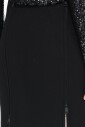 jupe-midi-en-laine-noire