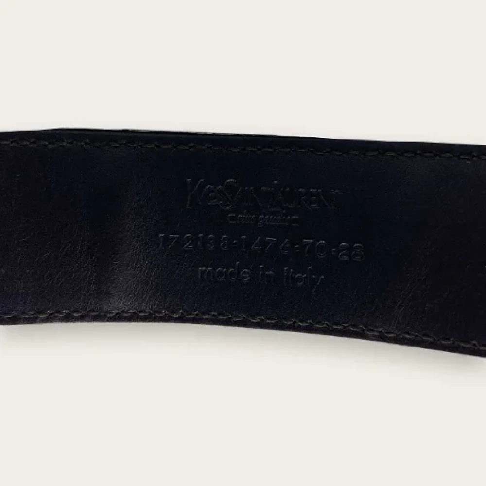 Yves Saint Laurent Vintage Pre-owned Leather belts Beige Dames