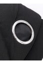 black-jackets-with-zip-closure