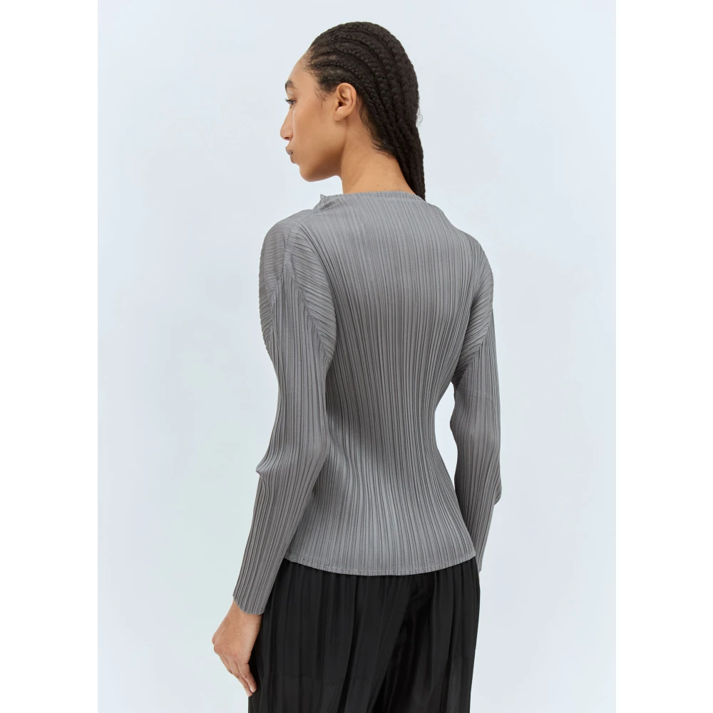 Issey Miyake Geplooide hoge hals lange mouwen top Gray Dames