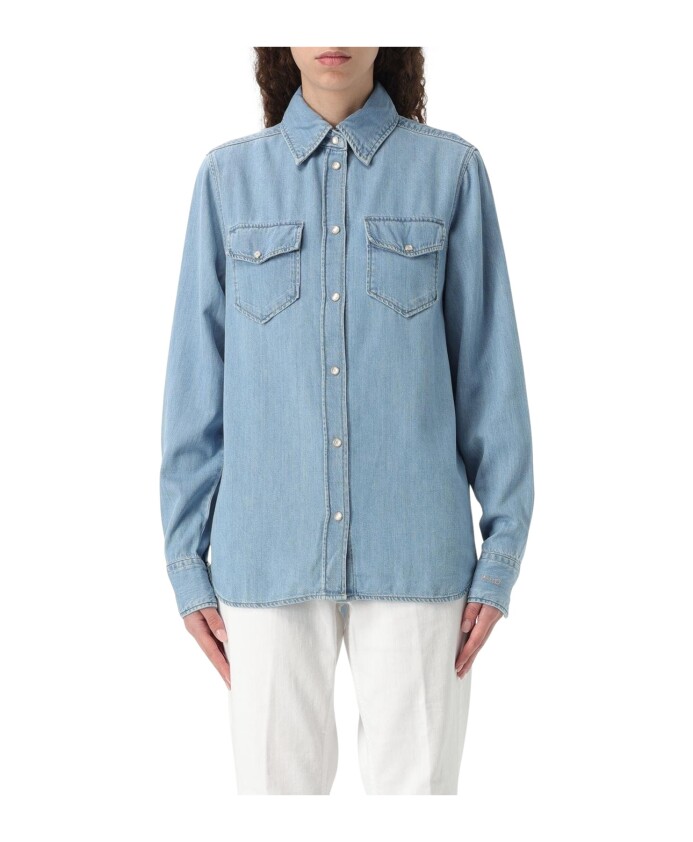 chemise-boutonnee-bleue