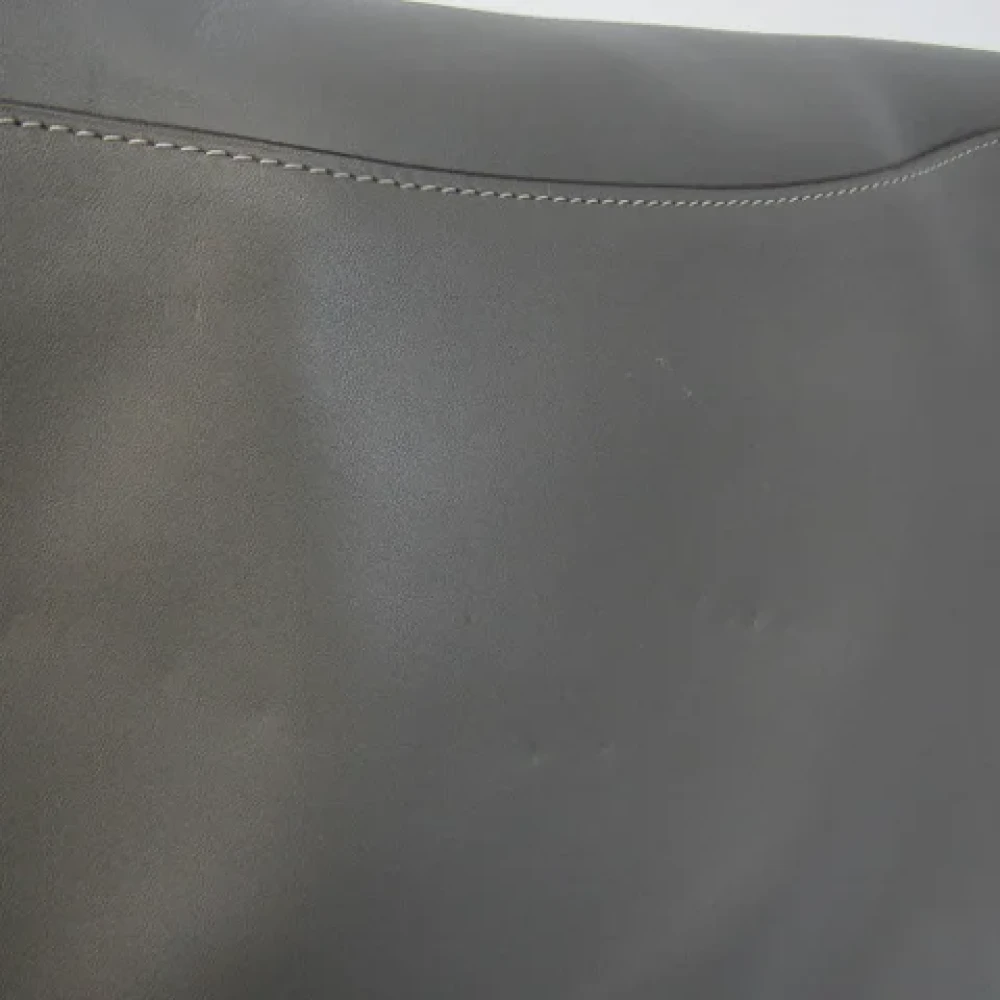 Coach Pre-owned Leather shoulder-bags Gray Dames