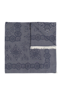 patterned-scarf