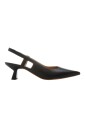 suzy-aliya-pumps