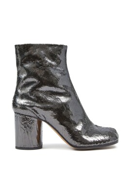 tabi-boots