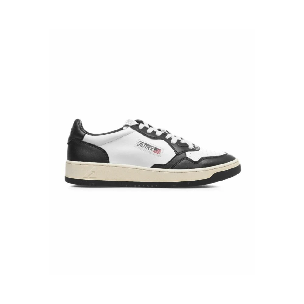 Autry Black Sneakers, Male, 7 Uk, Medalist Low Trainers