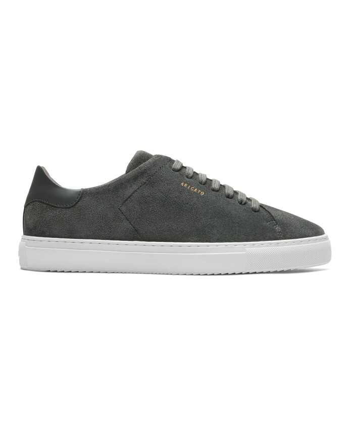 nettoyez-90-sneakers-en-daim