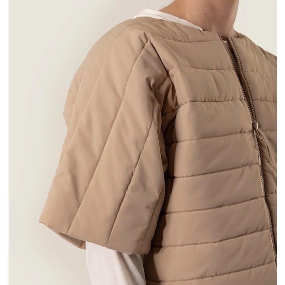 Chie Mihara Nude Kimono Stijl Gewatteerd Vest Beige Dames