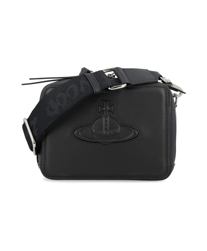 black-leather-shoulder-bag-with-zip