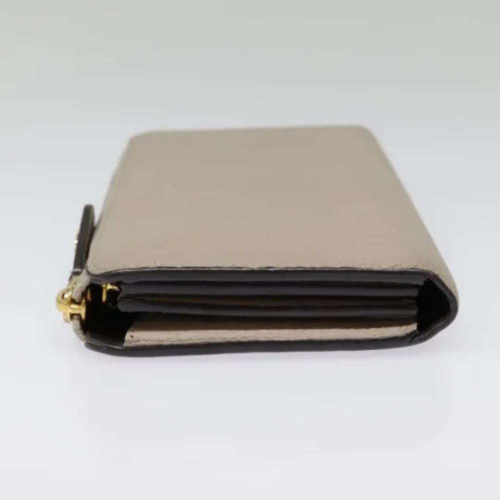 Louis Vuitton Vintage Pre-owned Leather wallets Beige Dames