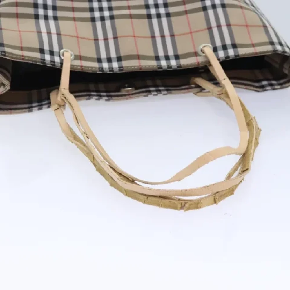 Burberry Vintage Pre-owned Nylon handbags Beige Dames