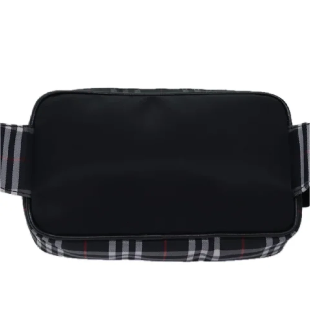 Burberry Vintage Pre-owned Nylon crossbody-bags Black Dames