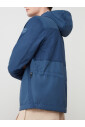 veste-a-capuche-bleue-en-coton