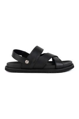 black-casual-flat-sandals-for-men