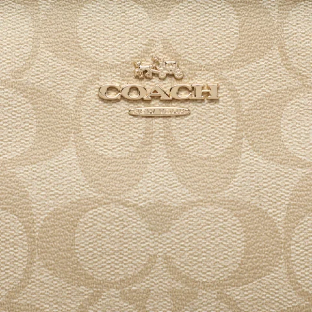 Coach Pre-owned Canvas handbags Beige Dames