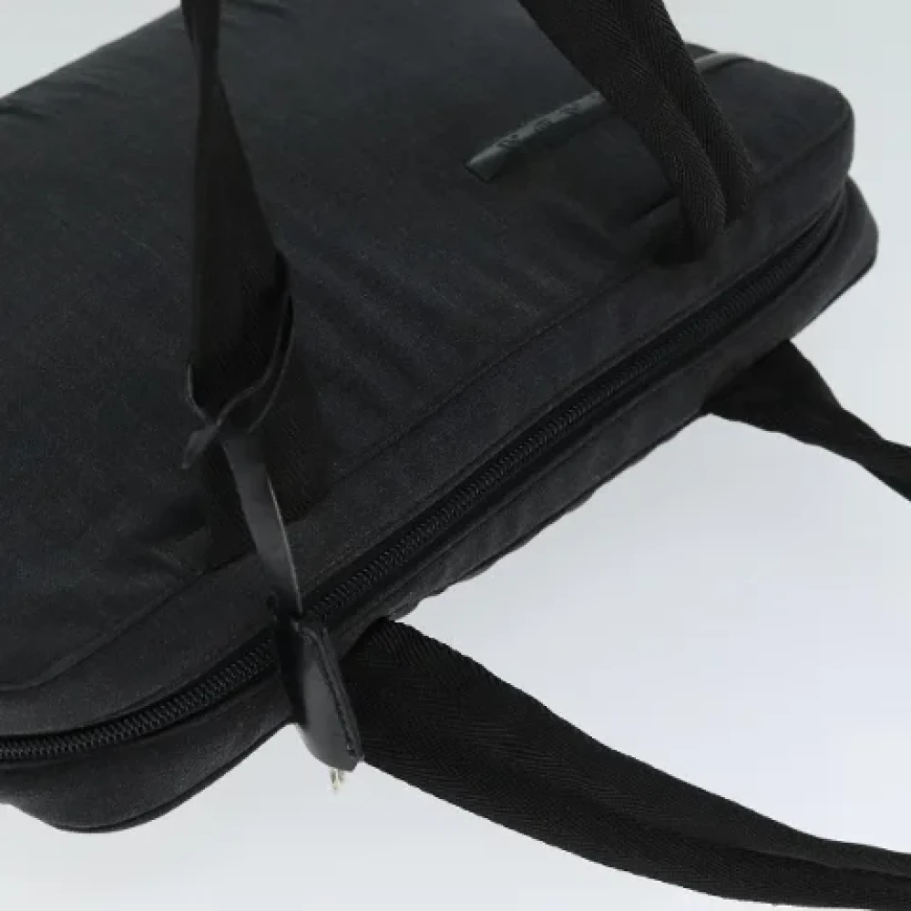 Prada Vintage Pre-owned Nylon handbags Gray Dames
