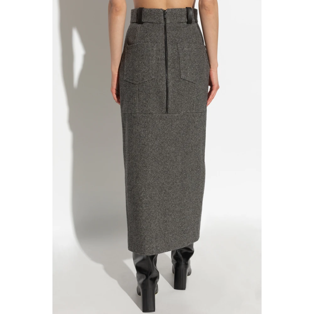 The Mannei Rok Nepesi Gray Dames