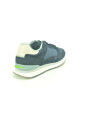 runner-sneakers