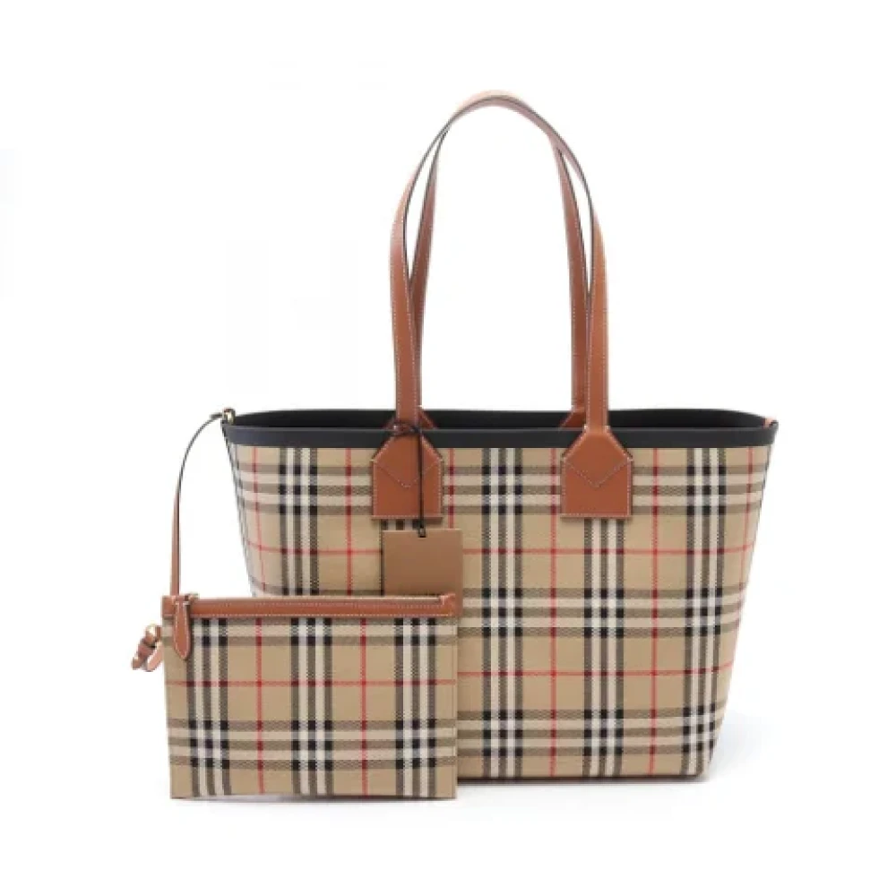 Burberry Vintage Pre-owned Canvas handbags Beige Dames