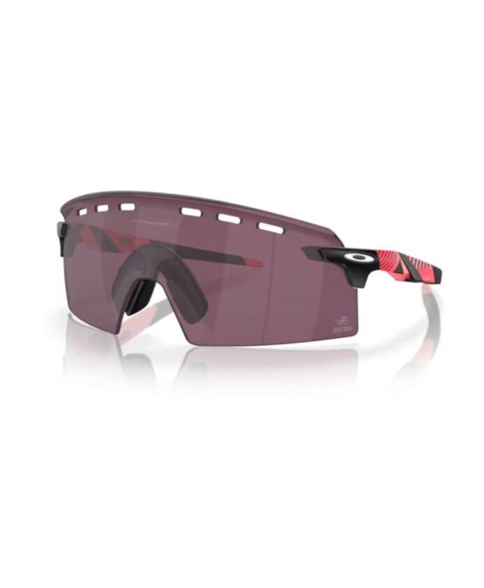 sporty-sunglasses-with-black-lenses