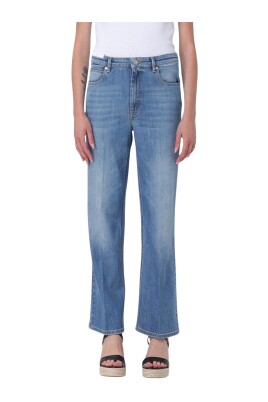 flared-jeans-for-women-in-blue