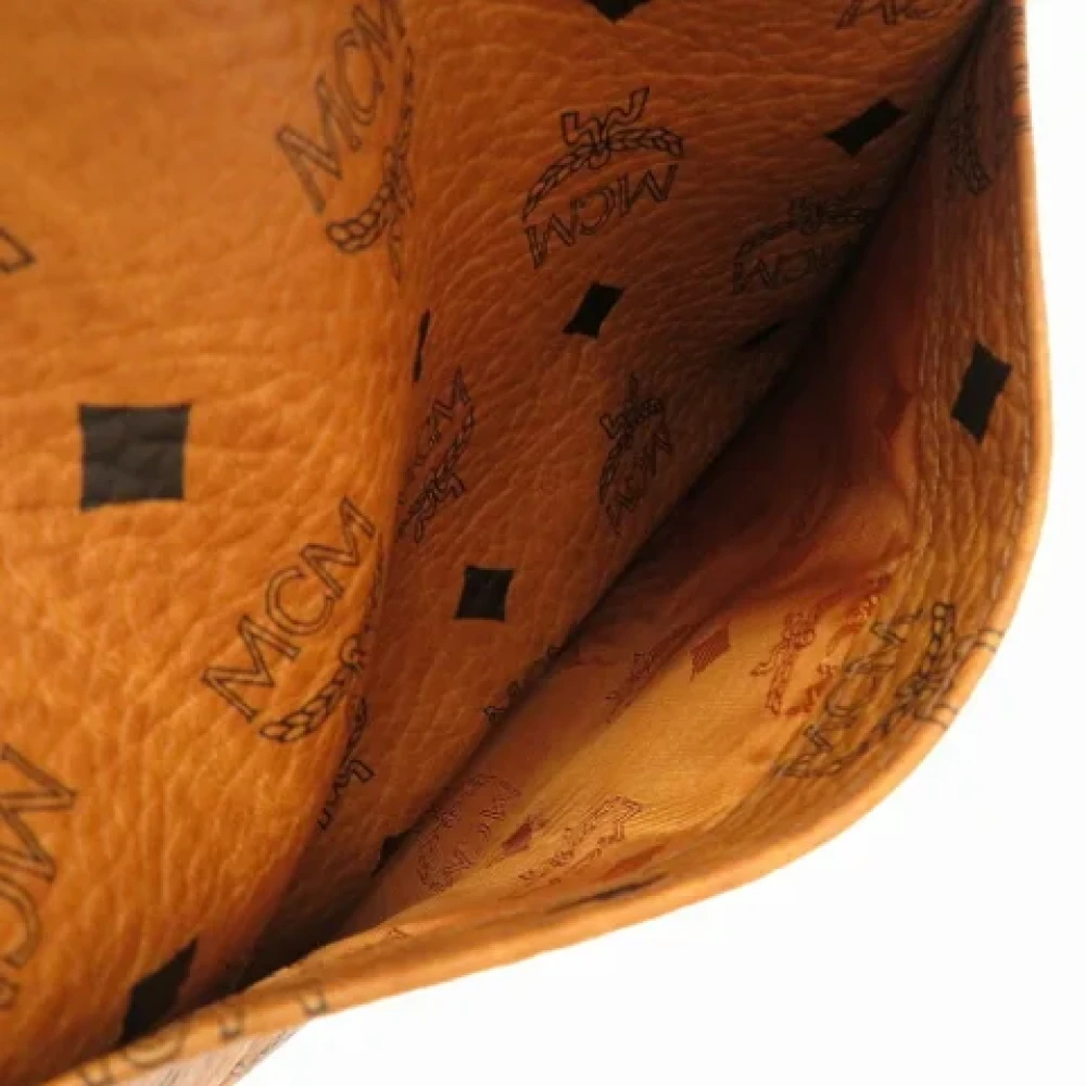 MCM Pre-owned Canvas totes Brown Dames