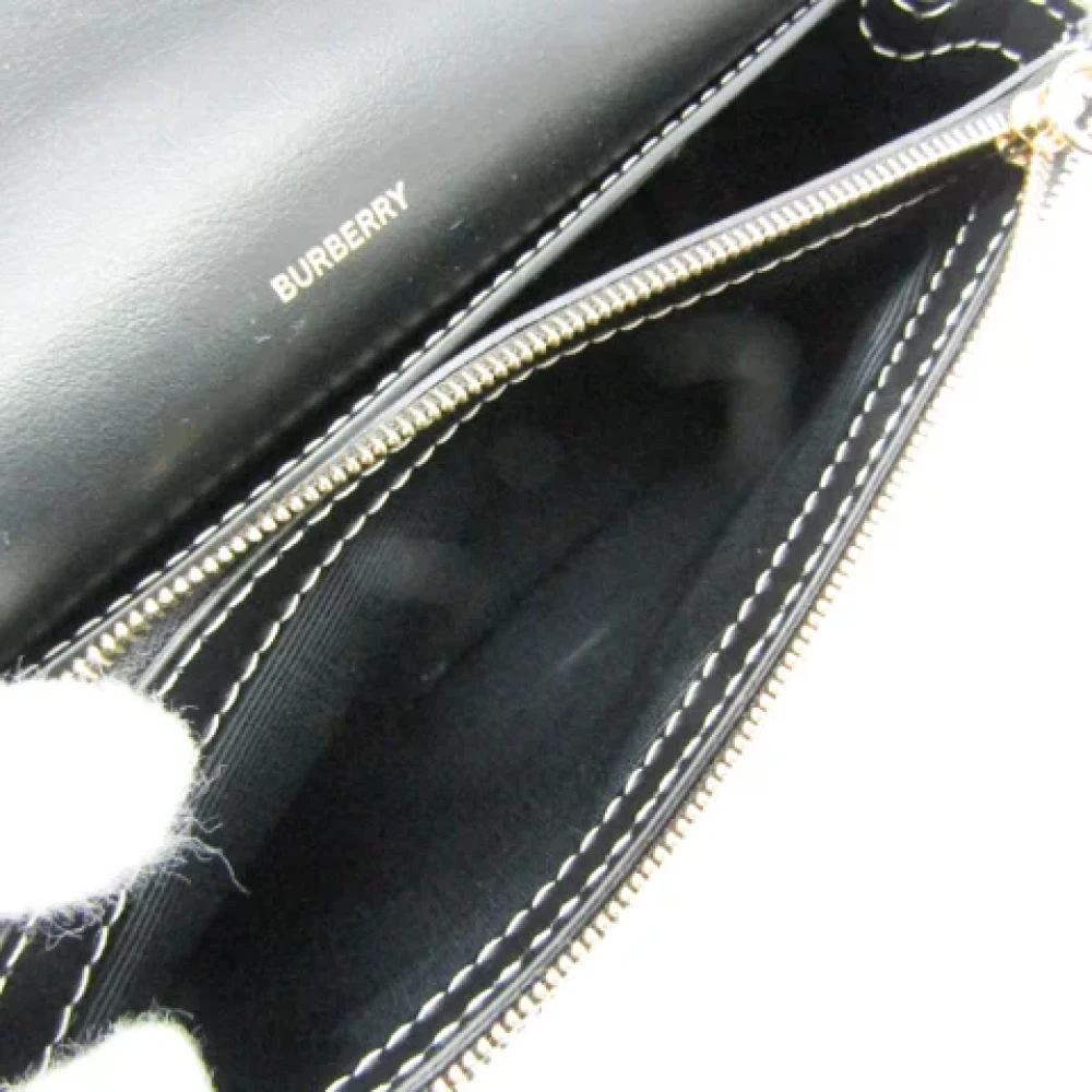 Burberry Vintage Pre-owned Canvas shoulder-bags Black Dames