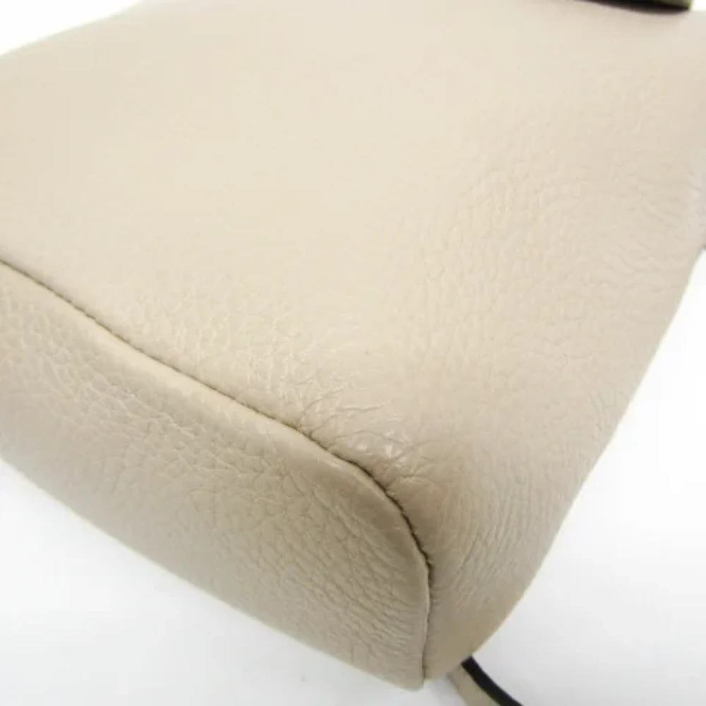 Salvatore Ferragamo Pre-owned Leather backpacks Beige Dames
